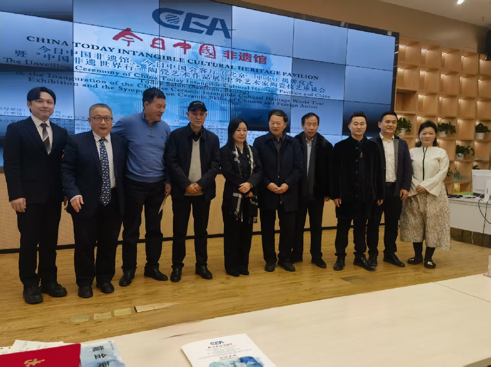5afb00f6b420f8402183be95cab1fc97.jpg